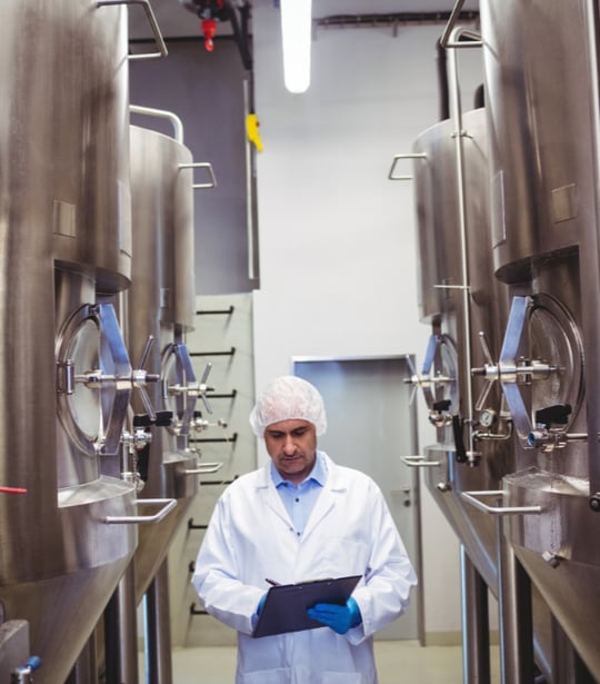 Who must comply with FSMA